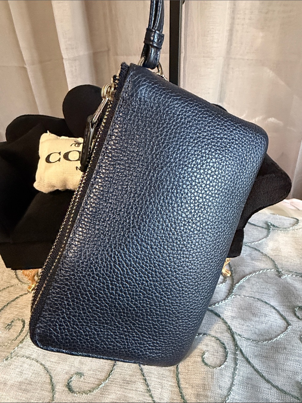 Coach Double Zip Navy Metallic Pebbled Leather Wristlet - Picture 4 of 12